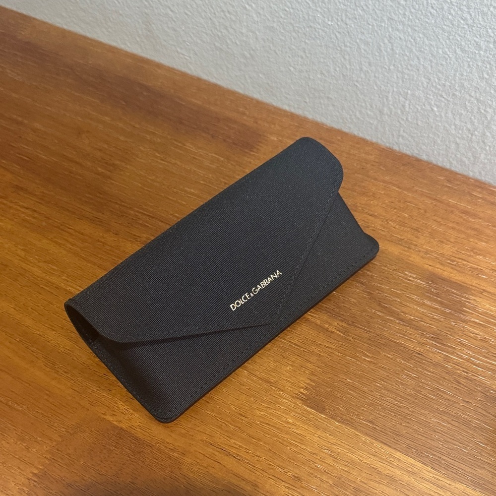 Dolce & Gabbana Eyeglasses Case. - Picture 2 of 5